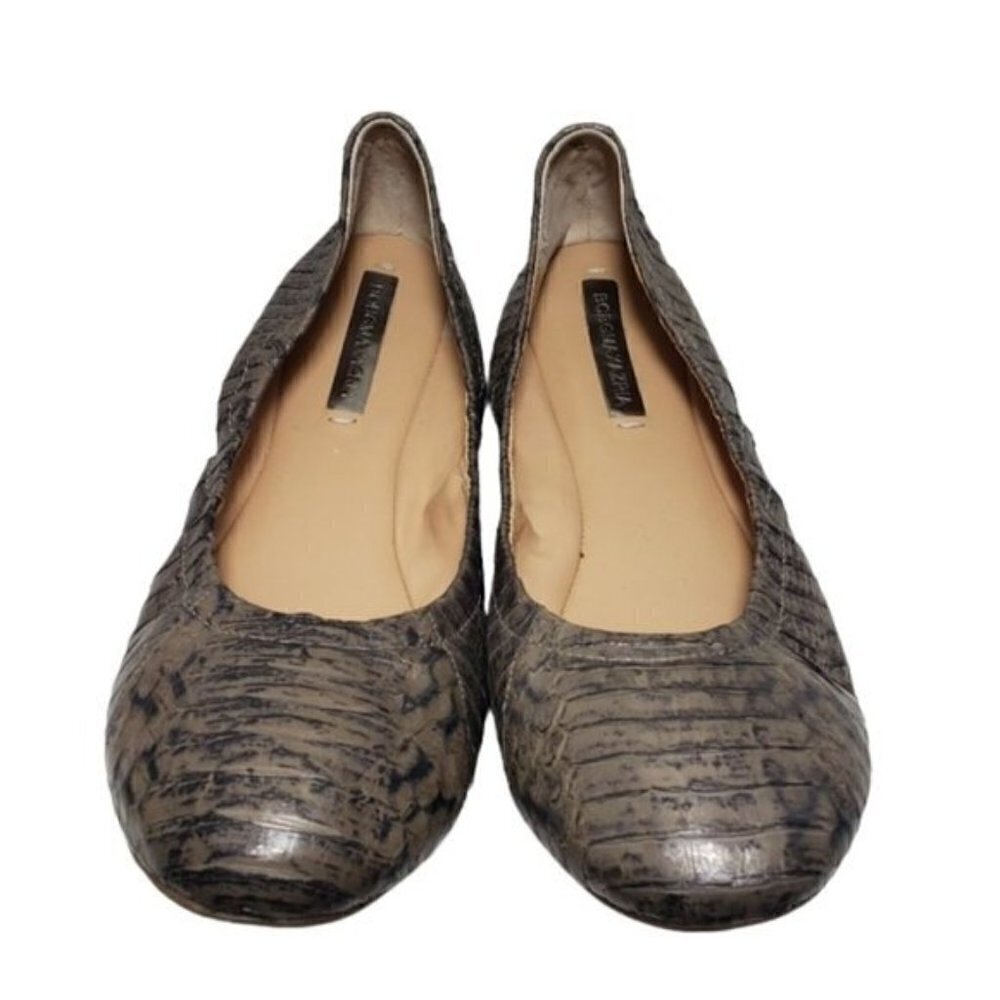 BCBGMAXAZRIA Molly1 Leather Closed Round Toe Flats